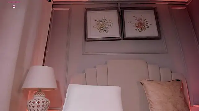 Allisonpariss - spank my big tits😈🤭