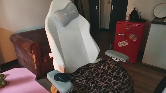 Celeste_Off - blowjob topless + 🎁
