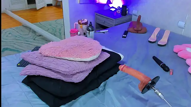 Martina_Miiller - Prepare my pussy for squirt 😈🔥