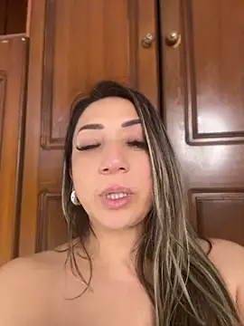Emma1981 - Show squirt big