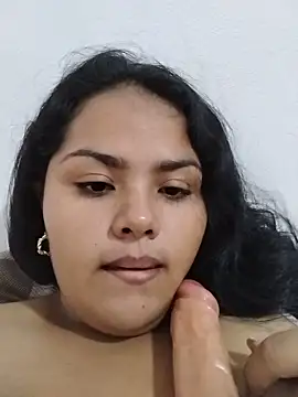 MiaBloom0
