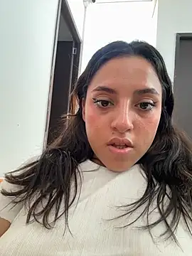 MeggyMae_ - show my pussy + rub clit