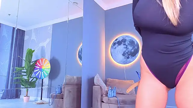 SpoilM3Mor3 - Love my pussy deep