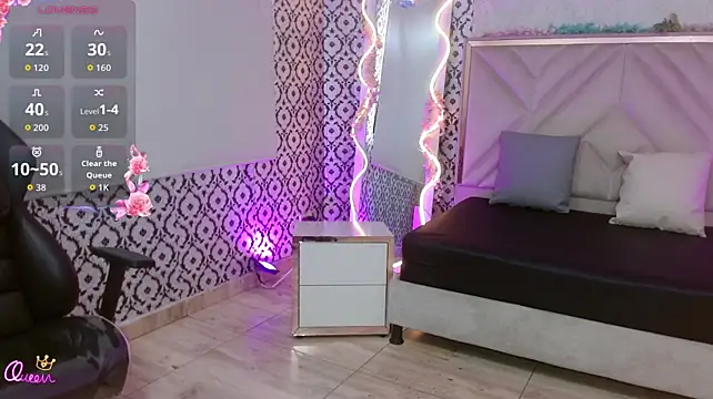Jesse_tay - show boobs