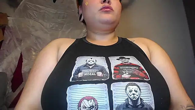 Penelope_Tits - nipple clamps and oil 👸