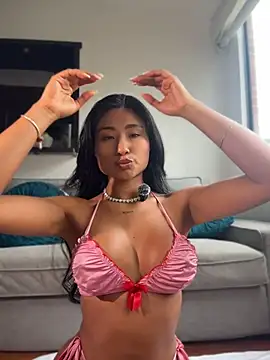 Megan_Lim - show ur sweet pussy