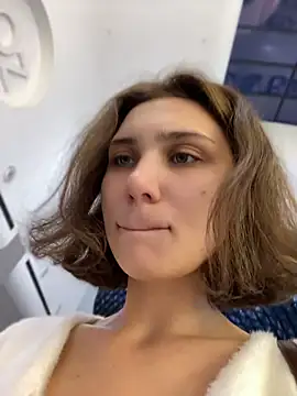 QuitieLia - 🍭Juicy blowjob with dildo🍭