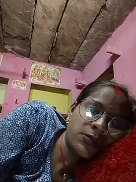Hot_khusi753
