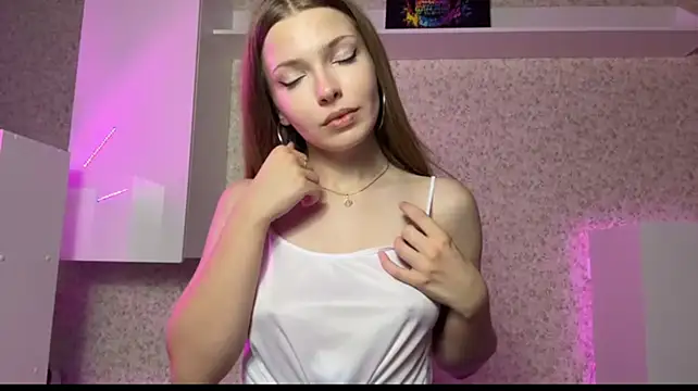 BrandonHaerter - Play with my boobs under my t-shirt
