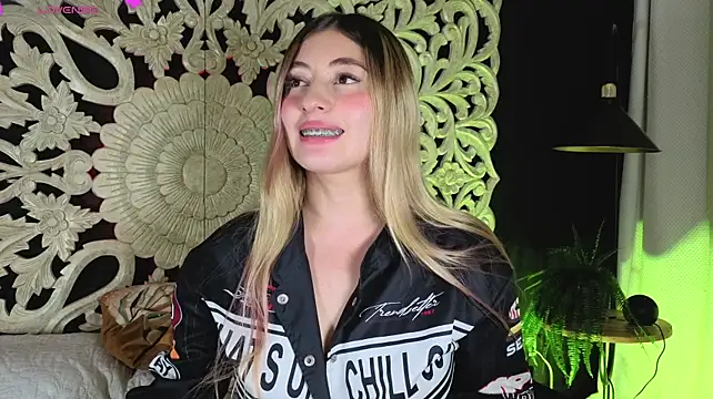 Tiffany_becker - Blowjob with torso and a lot of droll