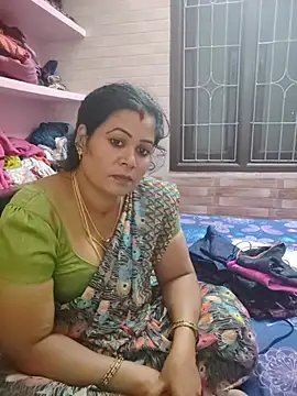 Tamilaruvi