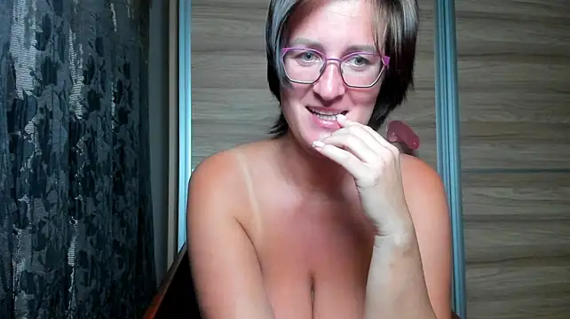 CurvyJules69 - Bring me to Squirt 💦