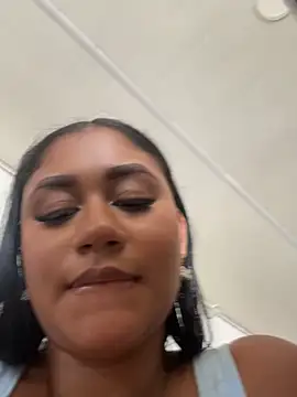 NayTorres - SHOW TITS AND SUCK NIPPLES IN PUBLIC