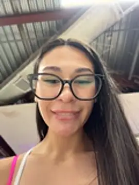 Aria51 - flash naked boobs into WINDOW bus😱🍒🚌