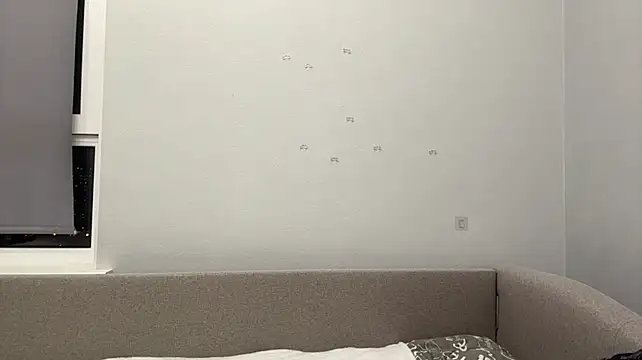 LisaPorse - show belly + cute wink