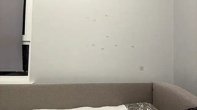 LisaPorse - show belly + cute wink