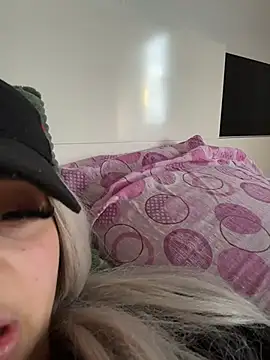 Alicexbzz