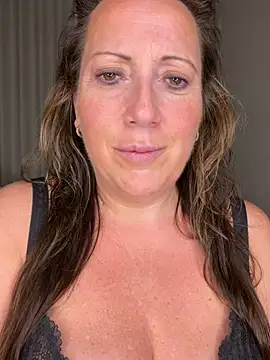 Xsexycurvymilf - naked lt get video