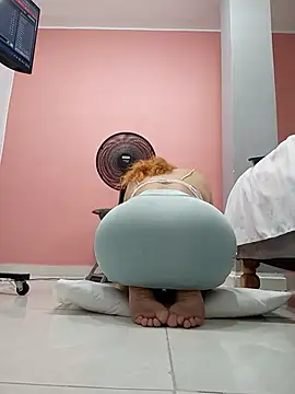 -Serena_ - baile desnuda