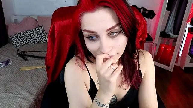 Marsy_bliss - on knee suck finger for Master