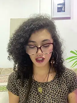 CurlyMeryJane - flash tits <3
