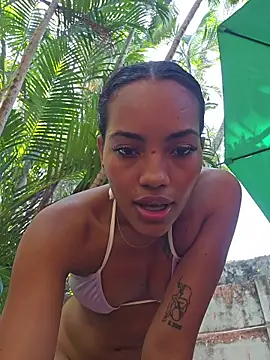Brenda_Brie_ - Toy ON MY CLIT x5min + plug anal 🌸