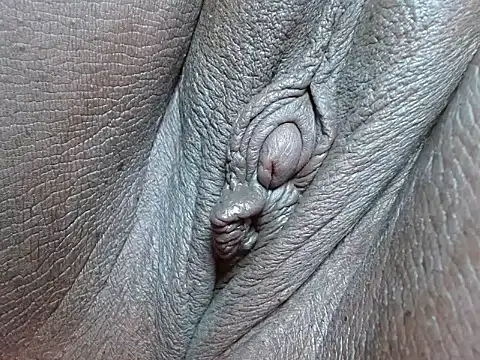 Morenahott1