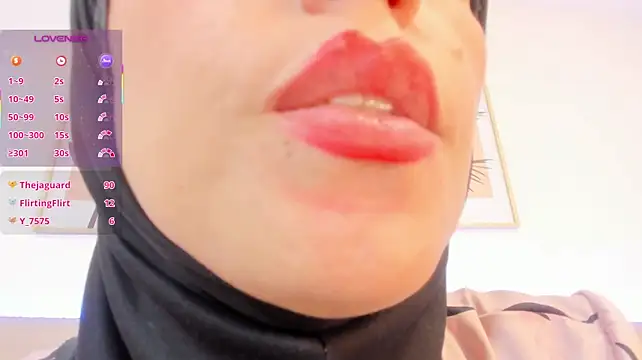Hanajameela - spank ass and twerking