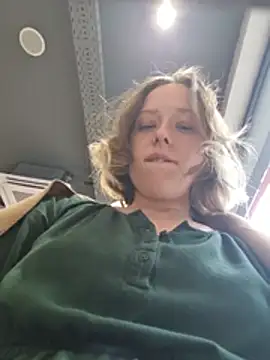 Public_Katrisha - 1 finger in my pussy