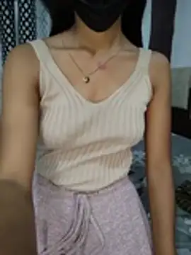 Preeti-singh07 - boobs show