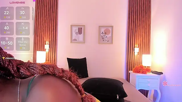 Chloebrunnie - Striptease wih a sexy song ♥