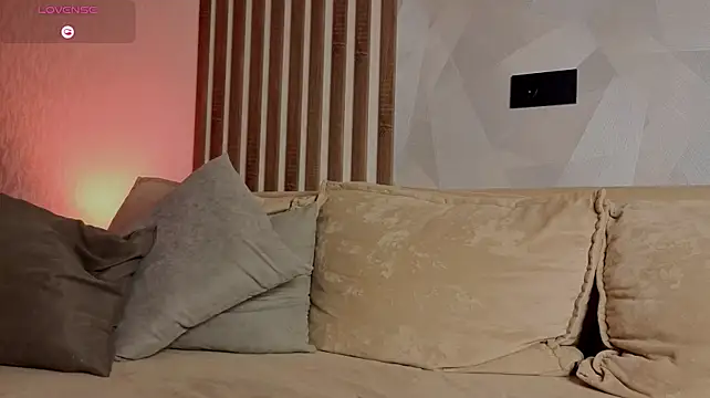 NikkiNicoleNyx - Keep going boys, cumming twice 😋
