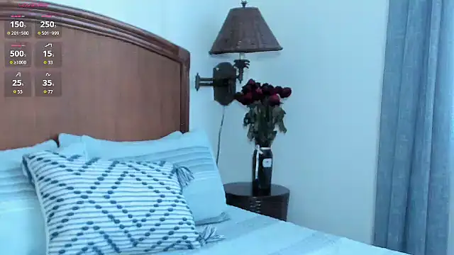 Christine_35 - :movingboobs:Topless:movingboobs: