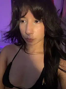 Babyvavi - pussy and ass close up