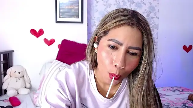Vanessacuter - open legs without panty
