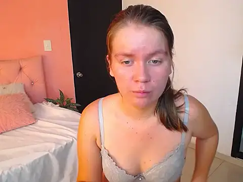 Celestelara - show tits