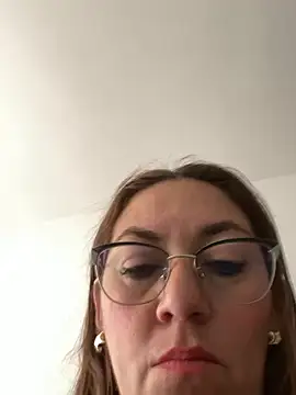 SCARLET-20 - Total naked + Spit tits🤤