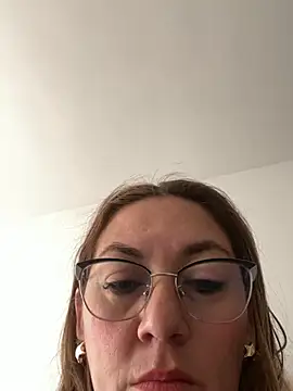 SCARLET-20 - Total naked + Spit tits🤤