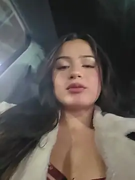 SophiaXJohn - 🚖DRIVER GETS SLOPPY HAND-JOB🤩
