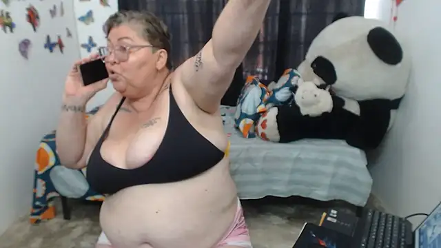 Olgahunder - SHOW ANAL