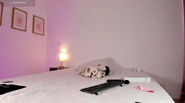 Lilabril - Ride the cushion, top off
