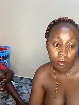 Swit_virgin22 - Fucking banana in ass