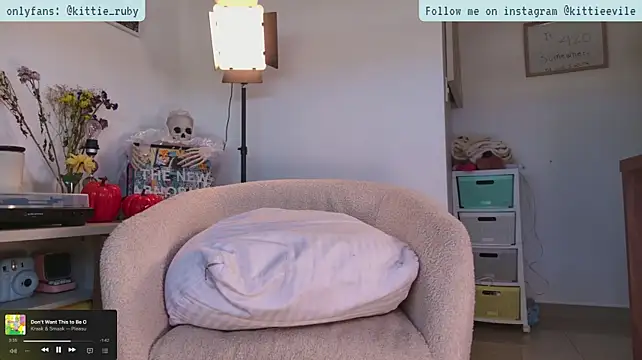 Digitalkissess - Finger pussy…🫪