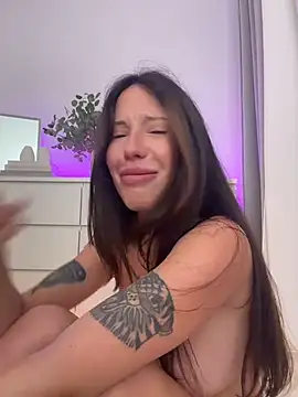BellaGiaxx - dildo play + 5 min control last tipper