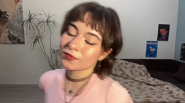 AnyaSumaya - sexy dance and tease