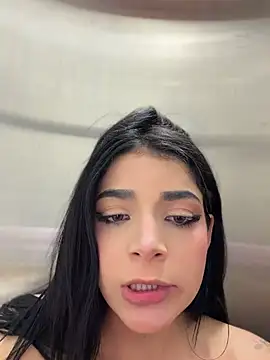 ArieliciousXXX - RIDE DILDO IN PUBLIC BATHROOM 😈