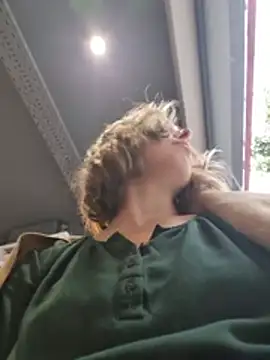 Public_Katrisha - Flash boobs