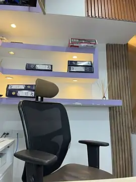Isabella_horney_ - masturbate in the secret room (shh)