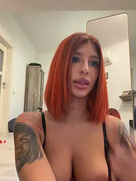 Atomikitten - boobs play🍒