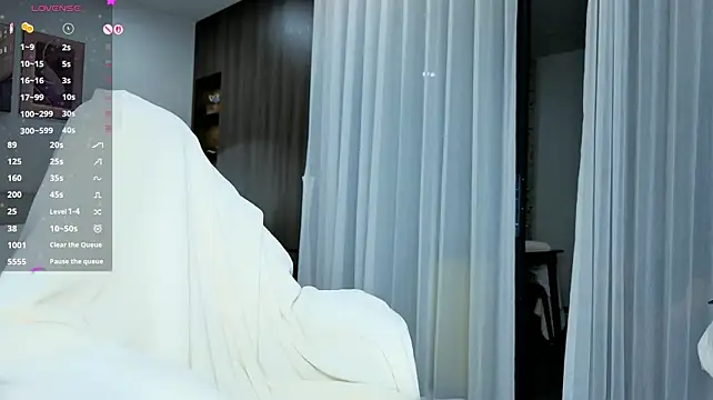 Nyxxfire - cumshow